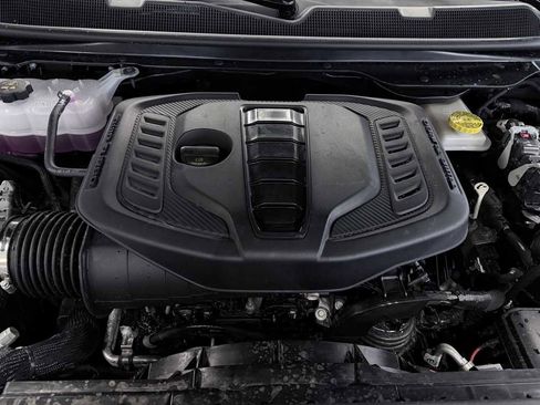 Used 2025 Jeep Wagoneer Series II image 21