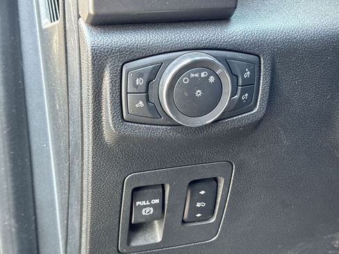 Used 2019 Ford F150 XLT w/ Equipment Group 302A Luxury AWD/4WD image 6