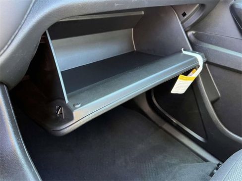 Certified 2023 Chevrolet Traverse LT image 35