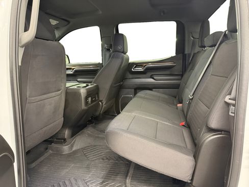 Used 2024 Chevrolet Silverado 1500 RST AWD/4WD image 10