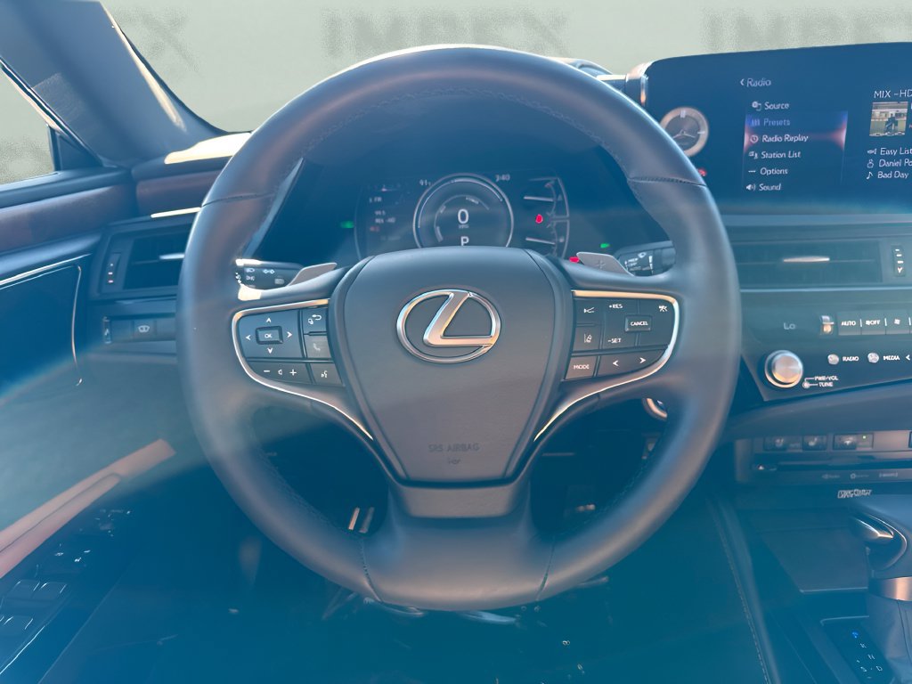 Used 2022 Lexus ES 300h w/ Premium Package FWD image 15