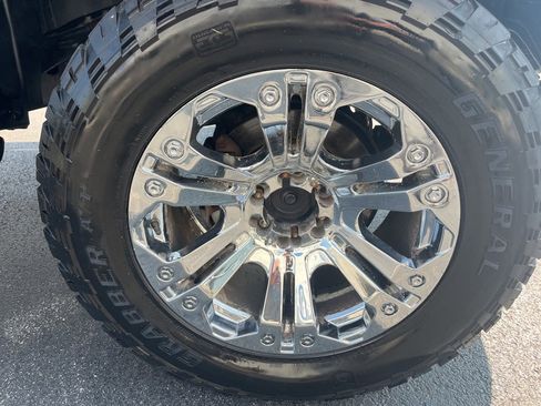 Used 2015 Ford F150 XLT image 9