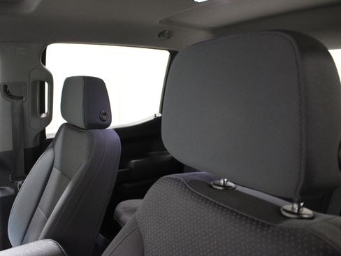 Used 2021 Chevrolet Silverado 1500 W/T w/ WT Value Package image 4