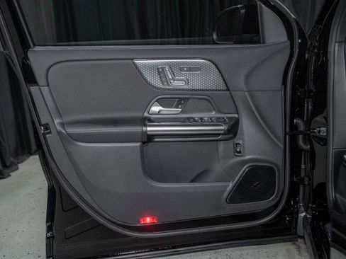 Used 2026 Mercedes-Benz GLA 250 image 10