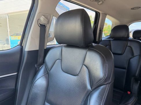 Used 2023 Kia Telluride S AWD/4WD image 21