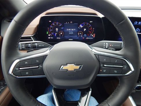 Used 2026 Chevrolet Suburban High Country w/ Sun And Tow Package image 32