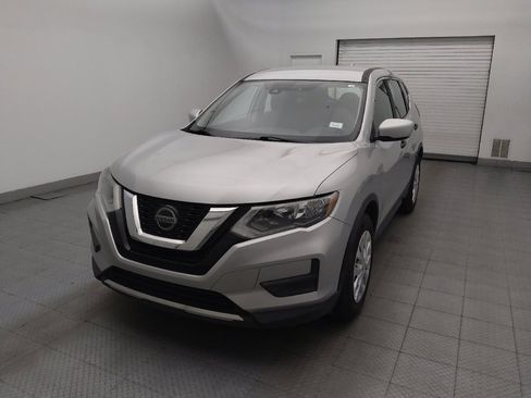 Used 2020 Nissan Rogue S FWD image 15
