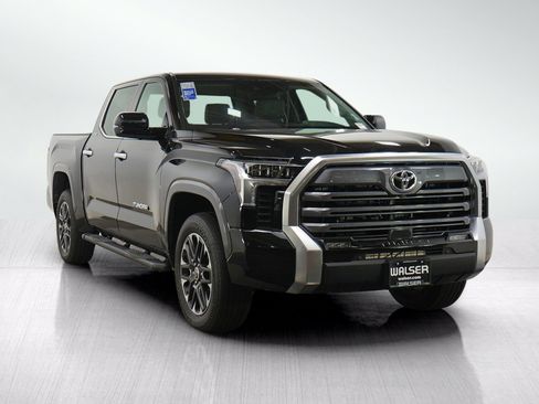 Used 2023 Toyota Tundra Limited AWD/4WD image 8