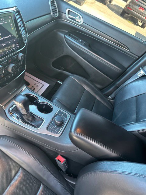 Used 2020 Jeep Grand Cherokee Limited w/ Luxury Group II AWD/4WD image 14