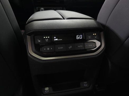 Used 2024 Lexus TX 500h AWD image 35