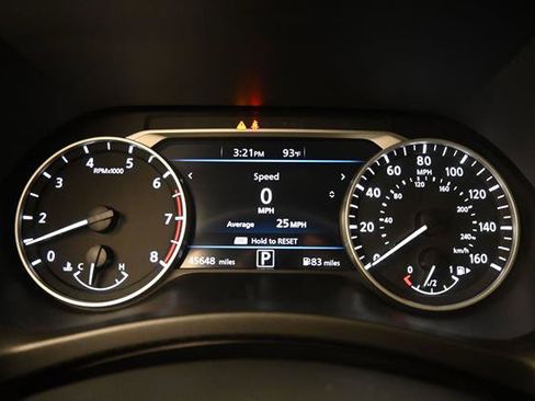 Used 2022 Nissan Sentra SR w/ Electronics Package FWD image 10