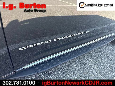 Used 2024 Jeep Grand Cherokee L Summit AWD/4WD image 4