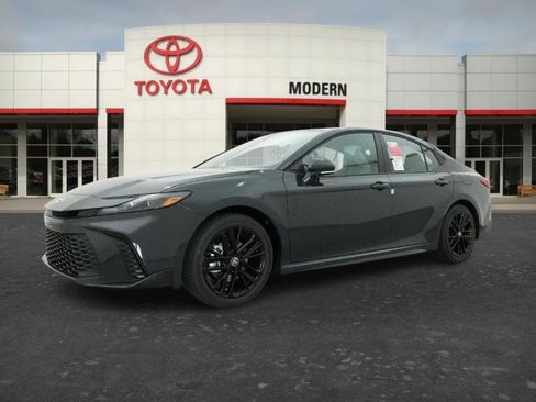 New 2026 Toyota Camry SE image 17