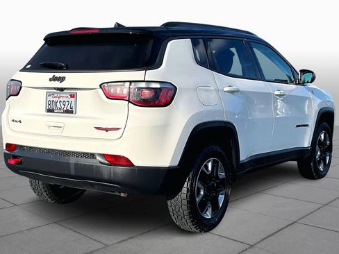 Used 2018 Jeep Compass Trailhawk w/ Leather Interior Group image 12