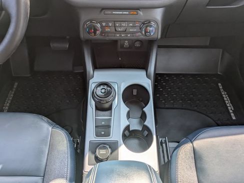Used 2023 Ford Bronco Sport Outer Banks w/ Tech Package AWD/4WD image 19