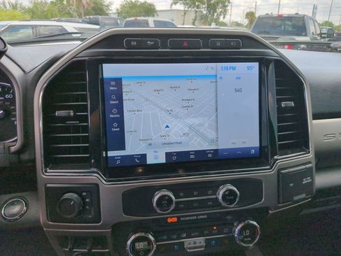 Used 2022 Ford F350 Platinum AWD/4WD image 21