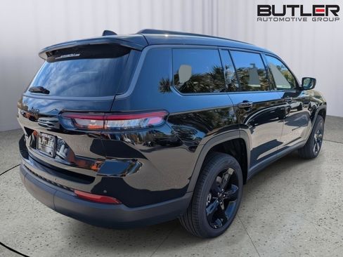 New 2026 Jeep Grand Cherokee L Limited w/ Limited Altitude Package AWD/4WD image 6