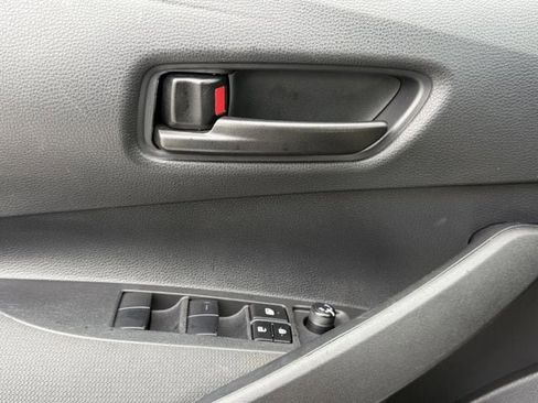 Certified 2025 Toyota Corolla LE FWD image 22