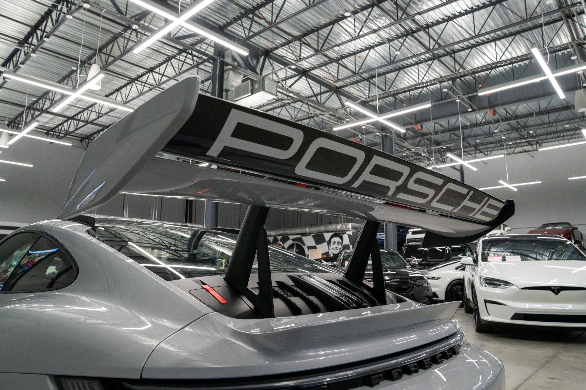 Used 2025 Porsche 911 GT3 RS RWD image 41
