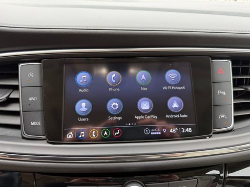 Used 2024 Buick Enclave Avenir w/ Avenir Technology Package image 18
