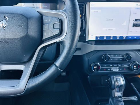 Used 2021 Ford Bronco Badlands image 19