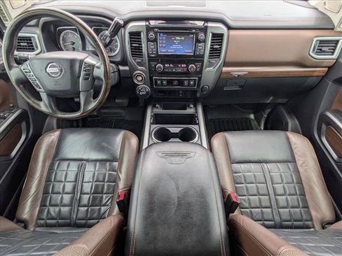 Used 2017 Nissan Titan Platinum Reserve AWD/4WD image 18