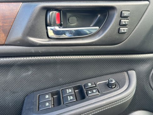 Used 2015 Subaru Outback 2.5i Limited w/ Popular Package #4 image 17