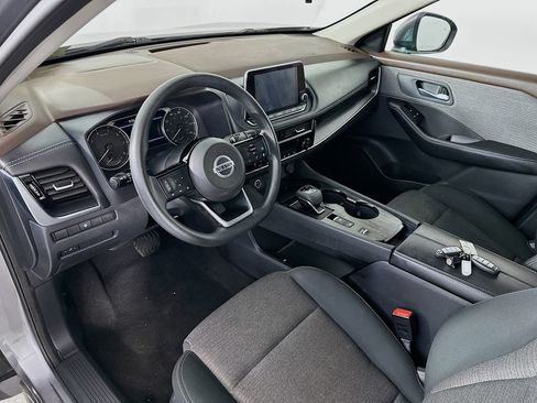 Used 2021 Nissan Rogue SV FWD image 29