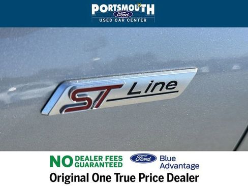 Certified 2023 Ford Escape ST-Line Elite w/ Premium Technology Package image 18