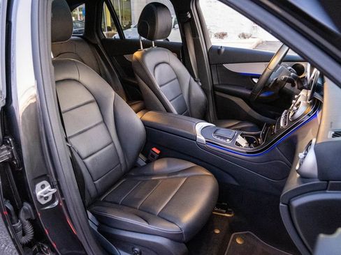 Used 2022 Mercedes-Benz GLC 300 image 24