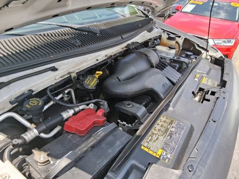 Used 2014 Ford E-150 and Econoline 150 w/ Power Group RWD image 22