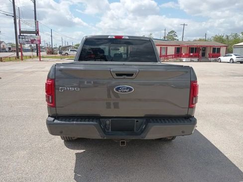 Used 2017 Ford F150 Lariat image 4