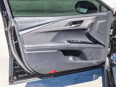 Used 2025 Toyota Camry LE FWD image 21