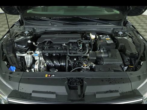 Used 2025 Kia K4 FWD image 18