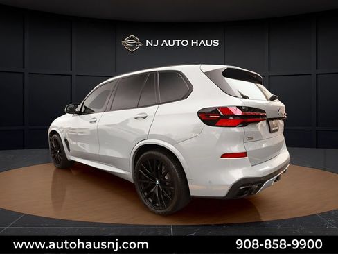 Used 2024 BMW X5 M60i AWD/4WD image 6