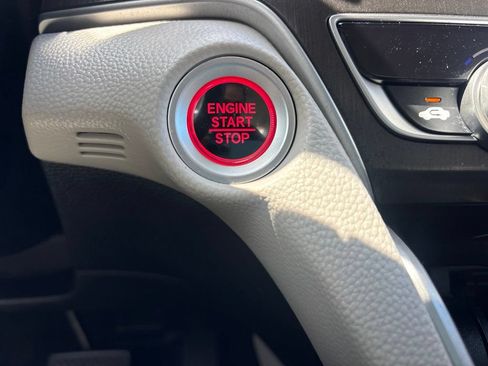 Used 2019 Honda Accord LX image 28