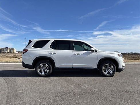 New 2025 Honda Pilot EX-L image 6