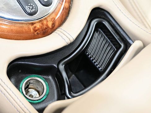 Used 2006 Jaguar XK8 XK8 2dr Convertible image 19