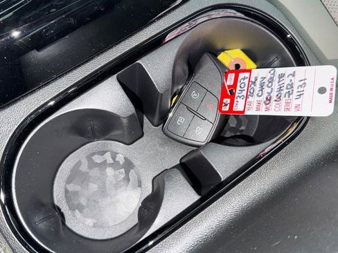 New 2026 Chevrolet Colorado ZR2 w/ Technology Package image 17