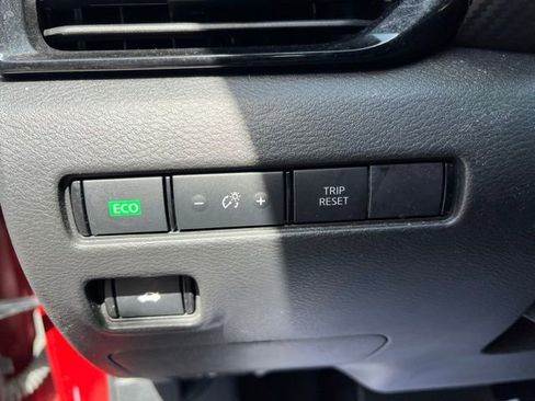 Used 2024 Nissan Sentra SV w/ Trunk Package image 19