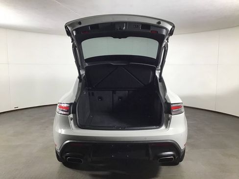 Certified 2023 Porsche Macan Turbo AWD/4WD image 20