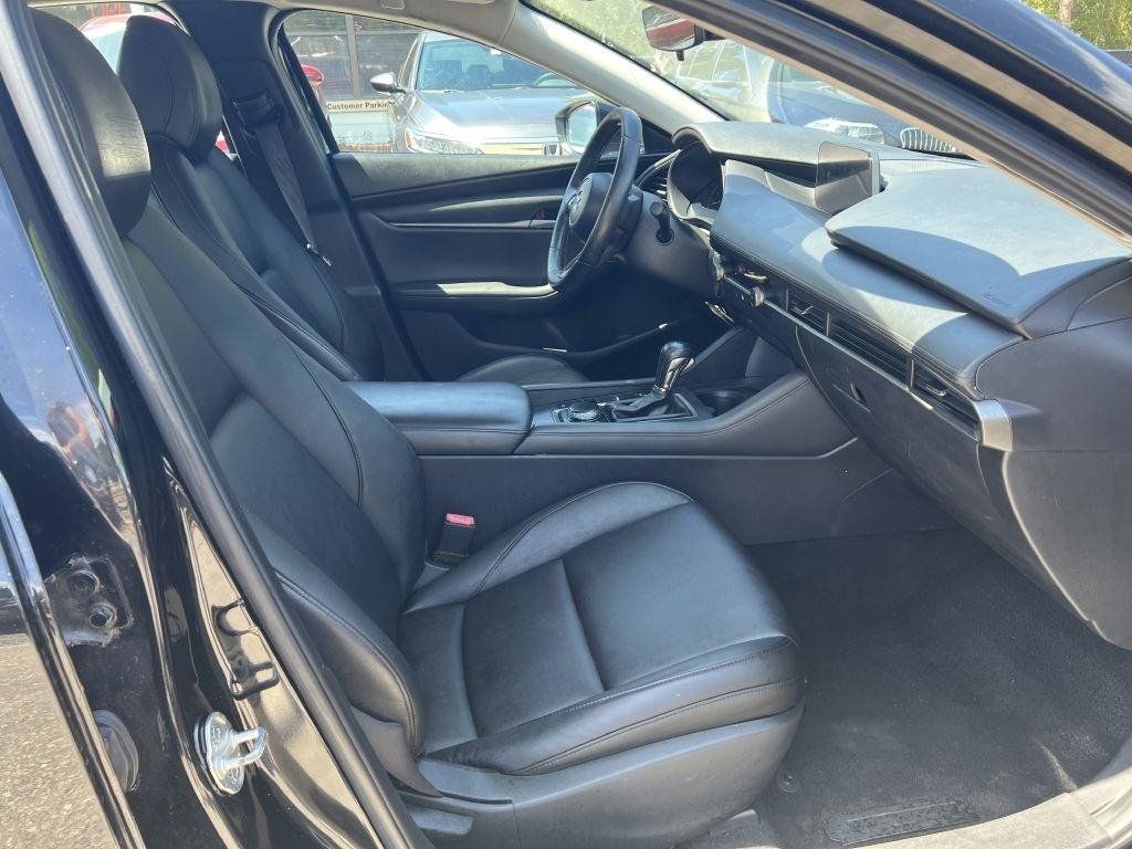 Used 2021 MAZDA MAZDA3 s FWD image 10