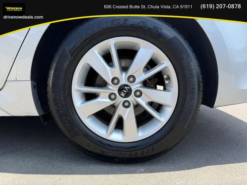 Used 2018 Kia Optima LX FWD image 27