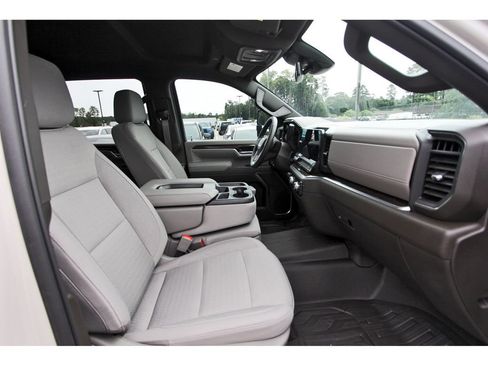 Used 2026 GMC Sierra 3500 SLE w/ SLE Value Package AWD/4WD image 25