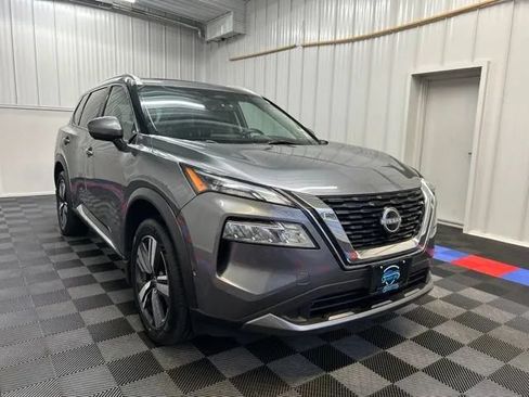 Used 2023 Nissan Rogue SL w/ SL Premium Package AWD/4WD image 2