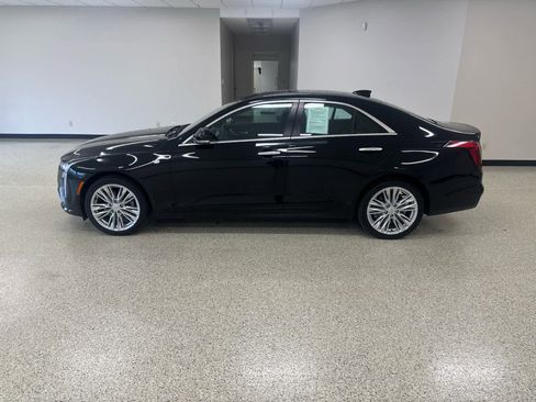 Used 2025 Cadillac CT4 Premium Luxury image 8