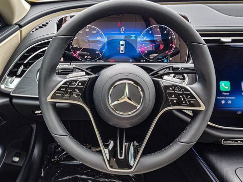 New 2026 Mercedes-Benz E 350 4MATIC Sedan image 25
