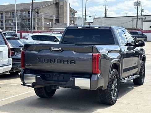 Used 2022 Toyota Tundra Limited w/ Power Package AWD/4WD image 4