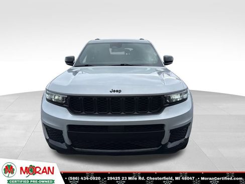 Used 2022 Jeep Grand Cherokee L Laredo image 8