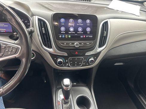Used 2019 Chevrolet Equinox Premier image 11